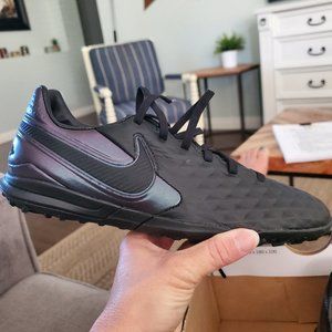 Nike Phantom unisex indoor soccer shoes